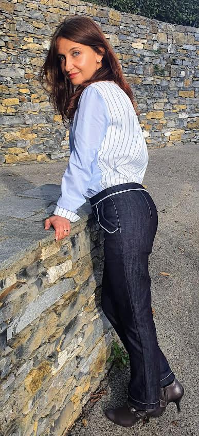 Jeans elasticizzato blu scuro modello Alina