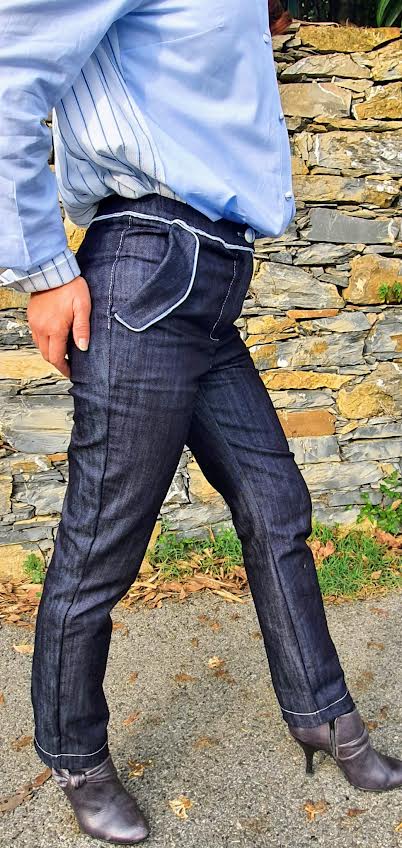 Jeans elasticizzato blu scuro modello Alina