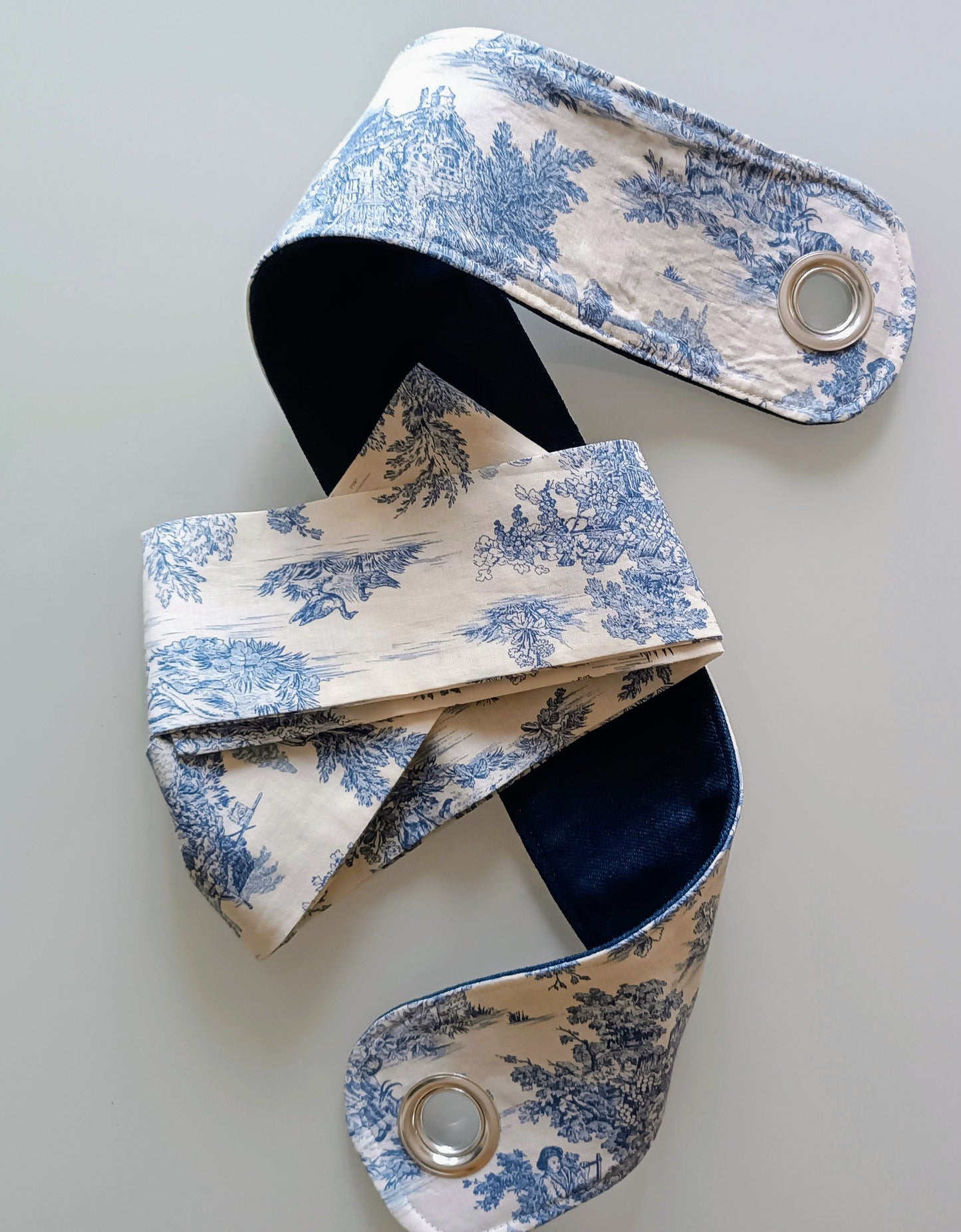 Cintura Liberty in jeans e toile de Jouy. Panoramica 