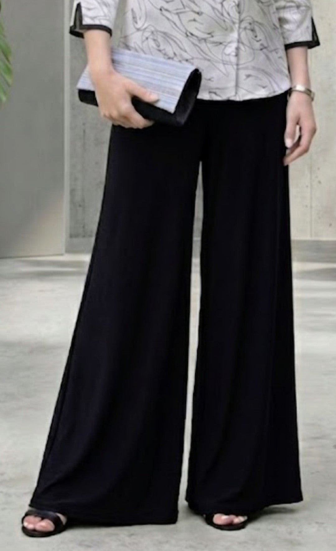 Pantalone Gelso nero dettaglio da vicino 