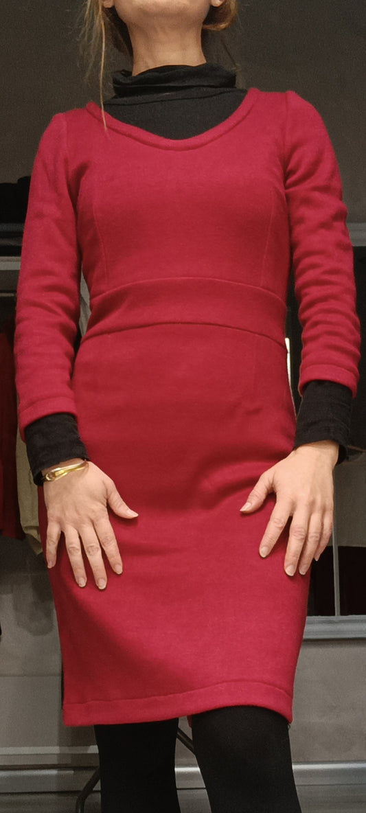Abito a tubino in calda maglia modello Eva